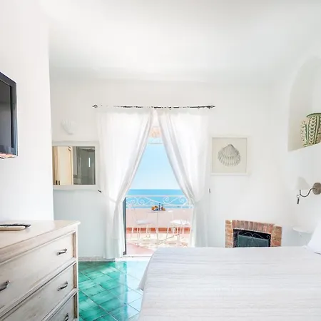 Giusy 4* ポジターノ