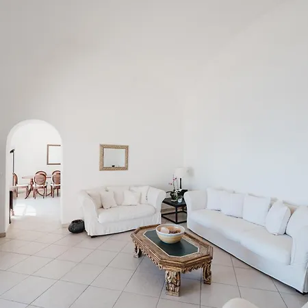 ゲストハウス Giusy 4*