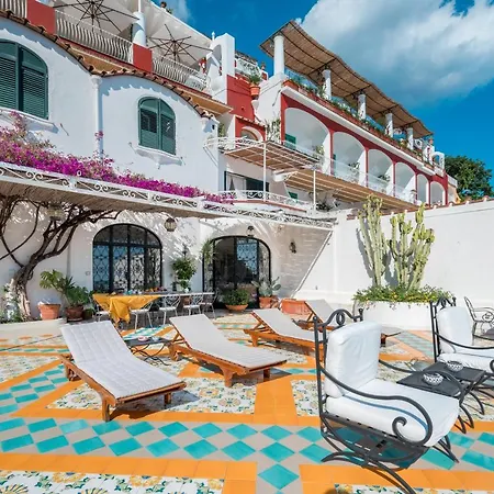 Giusy Πανσιόν